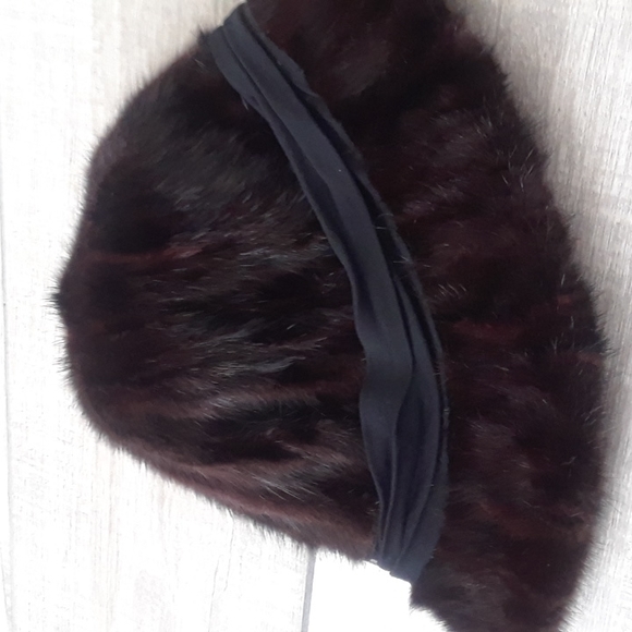 GWEN PENNIGTON..VINTAGE BEAVER HAT.. - Picture 3 of 5